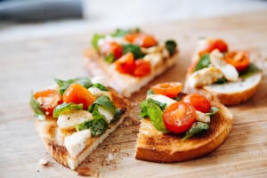Buffalo Mozzarella Bruschetta: A Simple and Elegant Appetizer