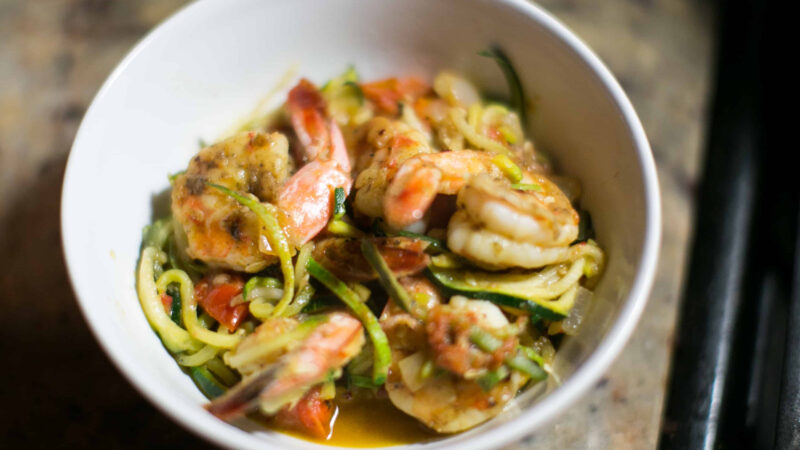 This 15 minute Shrimp Zucchini Pasta is a Delicious Option