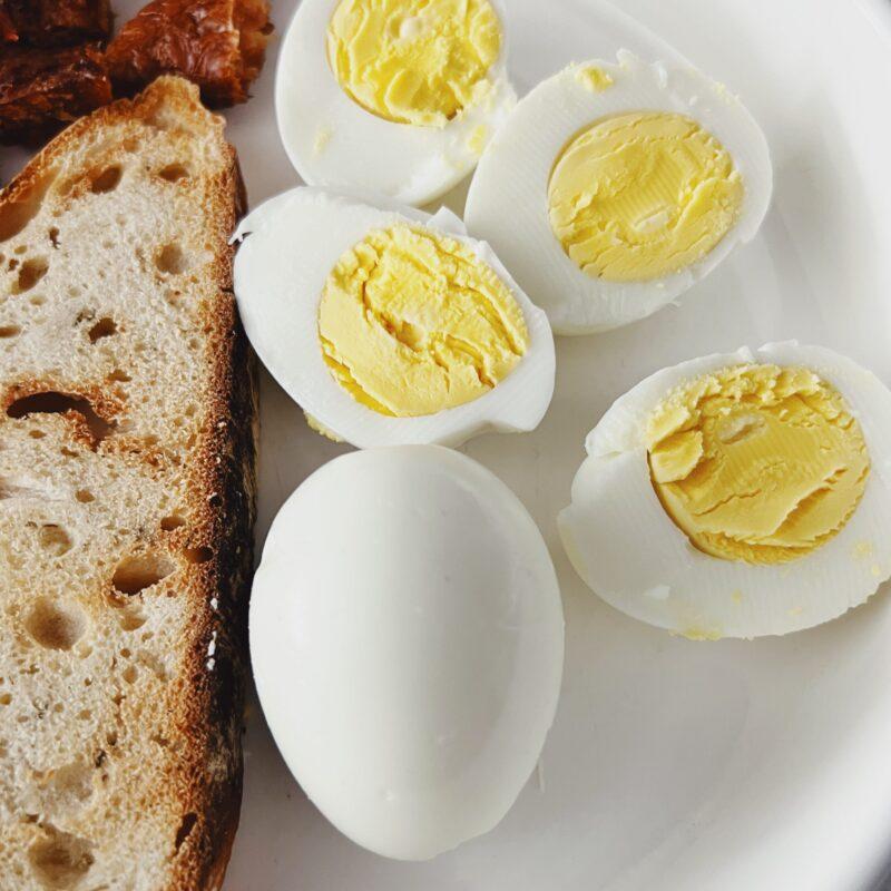 Unlock the Secret to Easy-Peel Boiled Eggs with Baking Soda